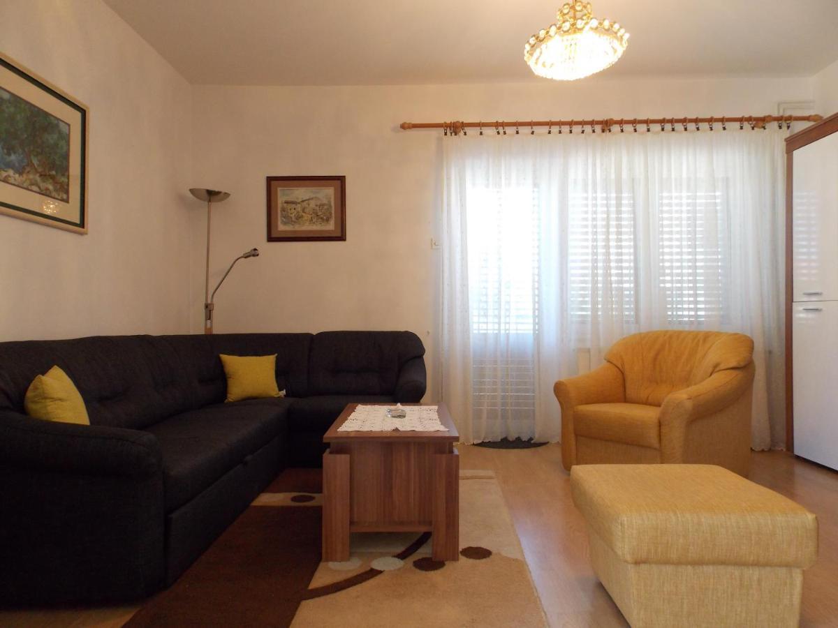 Apartment Sladic Njivice Exterior photo